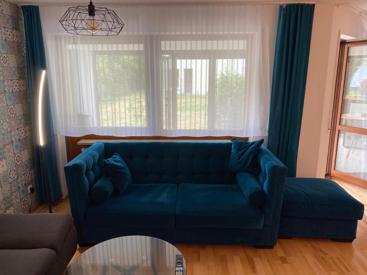 Outlet Holiday Home Metzingen  Eksteriør billede